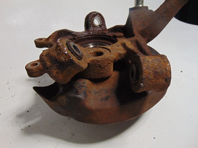 1989 Nissan 240sx Hatchback Rear LH Driver Spindle- 4 Lug