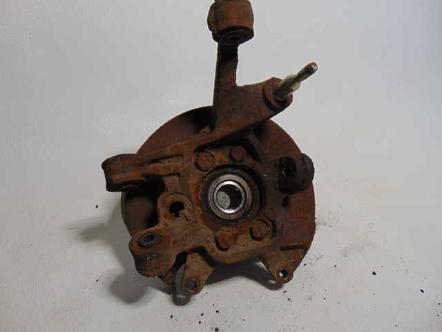 1989 Nissan 240sx Hatchback RH Pass Rear Spindle- 4 Lug