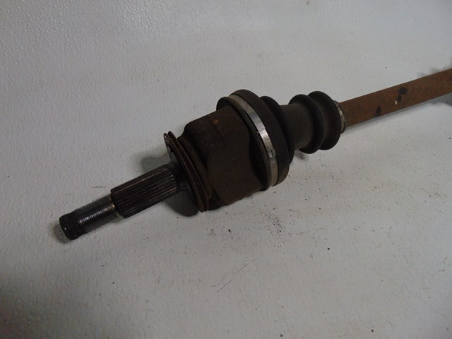 1989 Nissan 240sx Hatchback RH Passenger Rear Axle