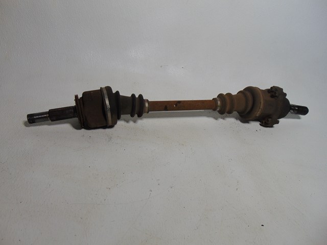 1989 Nissan 240sx Hatchback RH Passenger Rear Axle