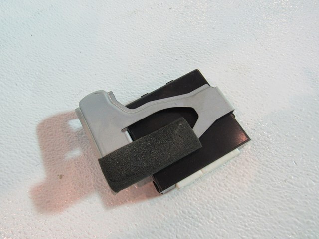 02 03 04 05 Lexus IS300 Theft Warning Module 89730 53060