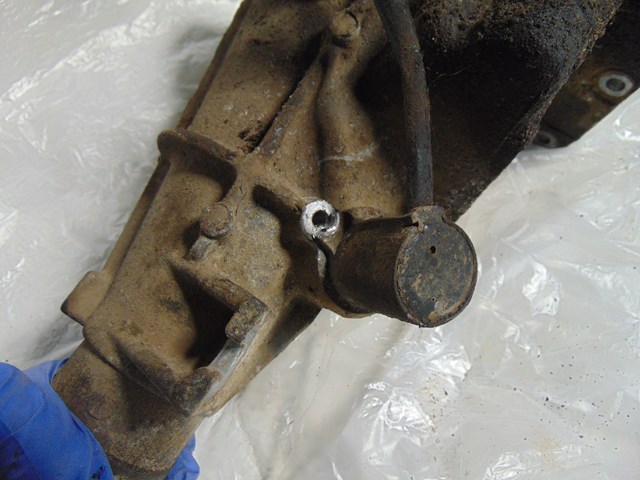1989 Nissan 240sx AutoTransmission Tail Shaft Tail Housing-Read Description