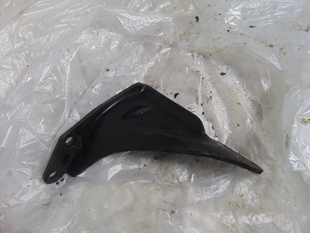 1989 Nissan 240sx RH Passenger Transmission to Engine Bracket