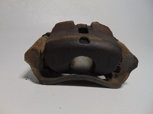 2004 Honda Pilot Front LH Driver Caliper