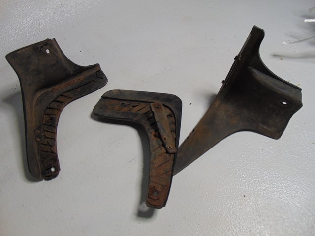 1989 Nissan 240sx Hatchback Front Mud Flaps-1 NEEDS NEW RIVOTS-See Photos