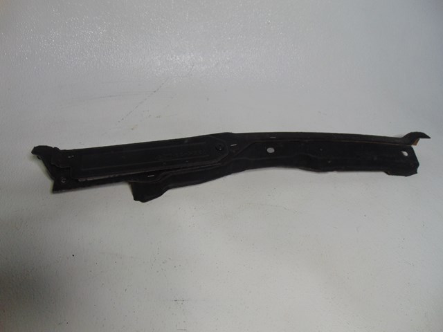 2014 Nissan Juke Wiper Cowl 66862 1KM1E