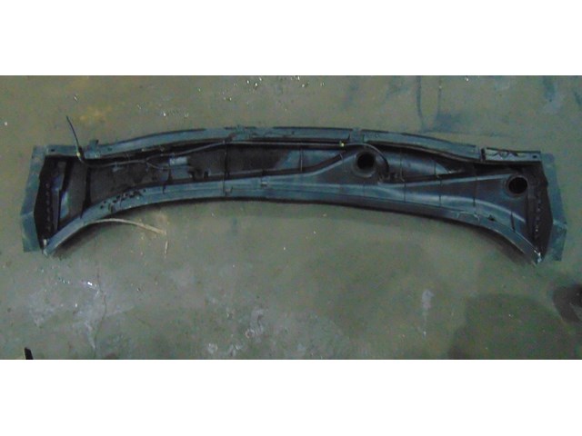 2014 Nissan Juke Wiper Cowl 66862 1KM1E