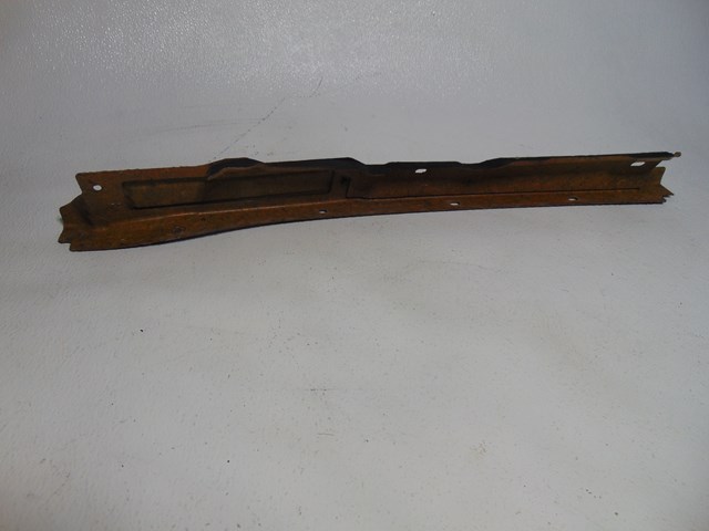 2014 Nissan Juke Wiper Cowl 66862 1KM1E