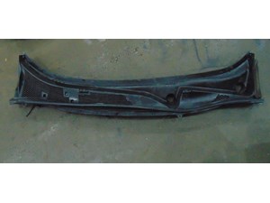 2014 Nissan Juke Wiper Cowl 66862 1KM1E