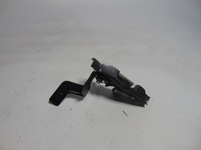 2014 Nissan Juke Hood Latch
