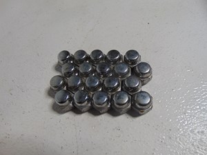 2014 Nissan Juke Wheel Lugs Set of 20