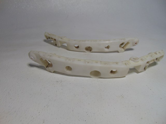 2014 Nissan Juke Nismo RS Front Bumper Brackets Set RH LH 62223 1KA0A & 62222 1K