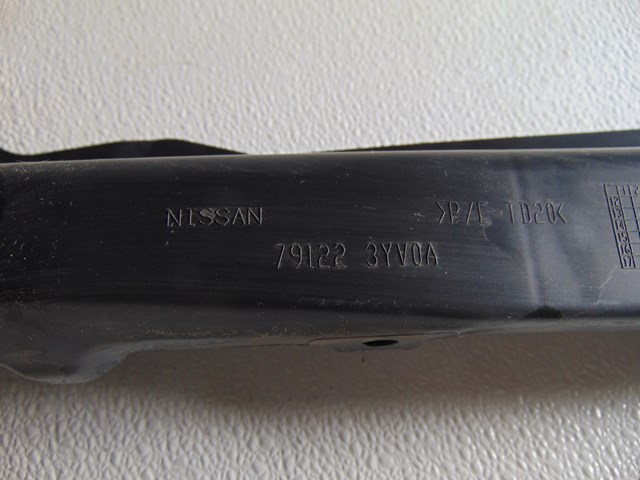 2014 Nissan Juke Nismo RS Rear Bumper Support Bracket 79122 3YV0A