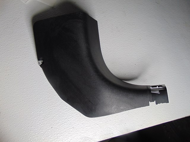 2014 Nissan Juke Nismo RS RH Lower Kick Trim 66900 1KA1A