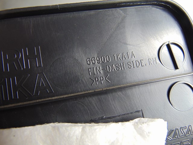 2014 Nissan Juke Nismo RS RH Lower Kick Trim 66900 1KA1A