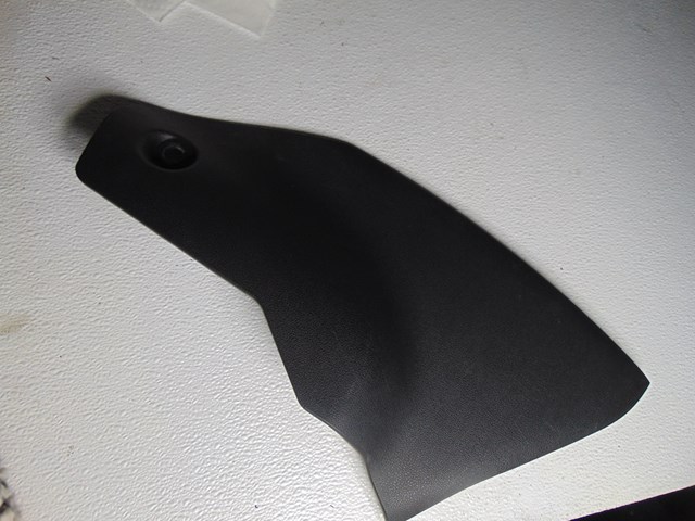 2014 Nissan Juke Nismo RS RH Lower Dash Trim Panel 68920 1KA0A