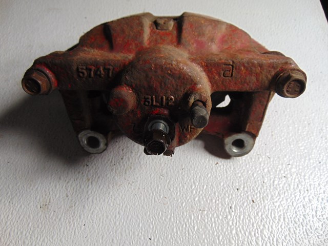 2014 Nissan Juke Nismo RS Front RH Passenger Caliper