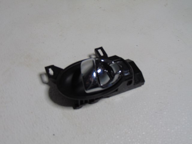 2014 Nissan Juke Front LH Driver Interior Door Handle
