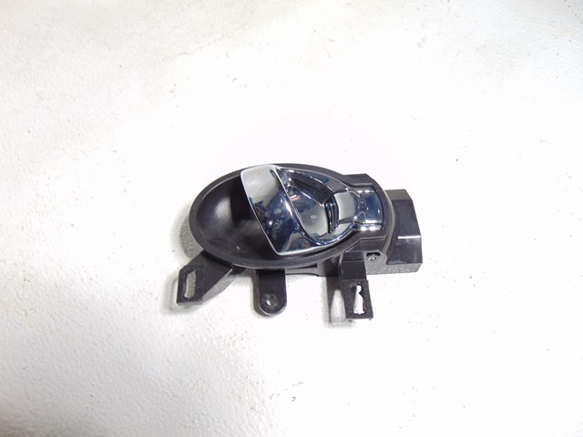 2014 Nissan Juke Front RH Passneger Interior Door Handle