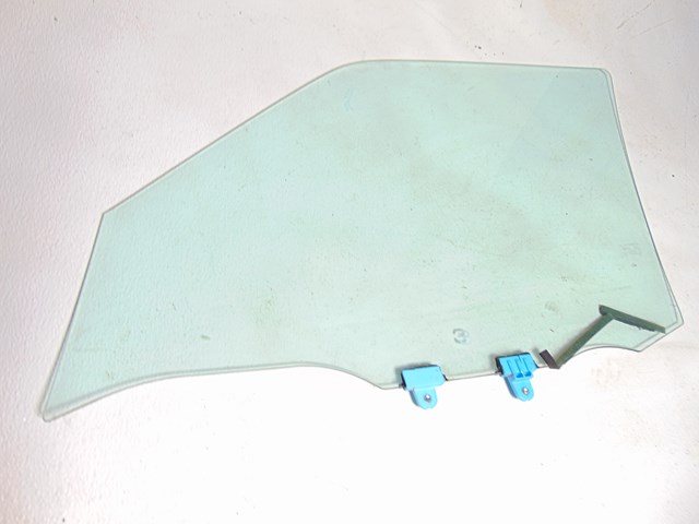 2014 Nissan Juke Front RH PassengerDoor Glass