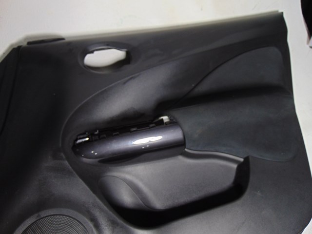 2014 Nissan Juke Front RH Passenger Door Panel 80900 1KA0A