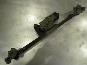 2003 Lexus IS300 Windshield Wiper Motor