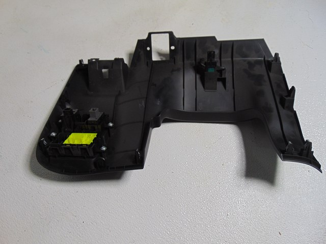 2014 Nissan Juke Nismo RS LH Under Steering Dash Trim Panel 68962 1KM0A