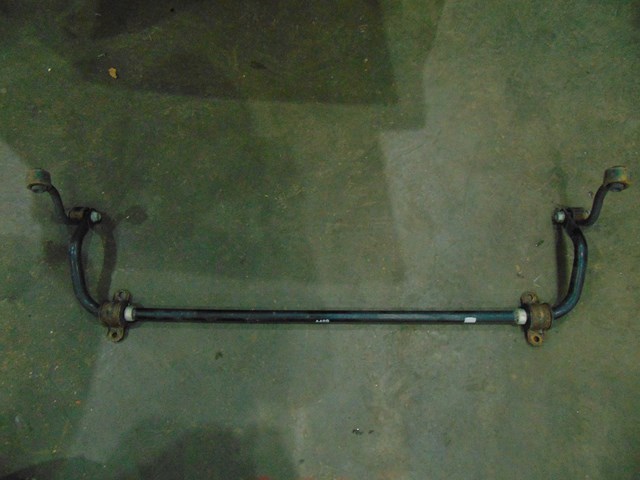 2014 Nissan Juke Rear Sway Bar w/Links & Mounts