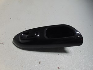 2014 Nissan Juke Rear RH Passenger Door Switch