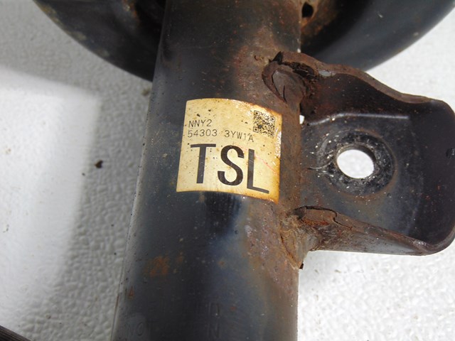 2014 Nissan Juke Nismo RS Front LH Driver Strut 54303 3YW1A