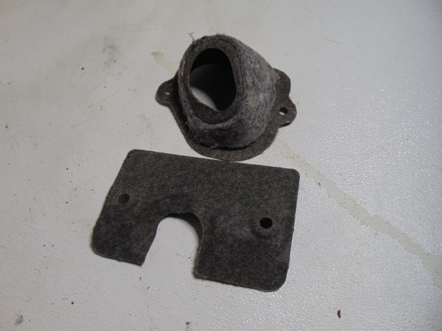 2014 Nissan Juke Steering Column Carpet Trim