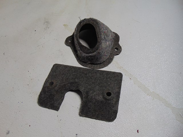 2014 Nissan Juke Steering Column Carpet Trim