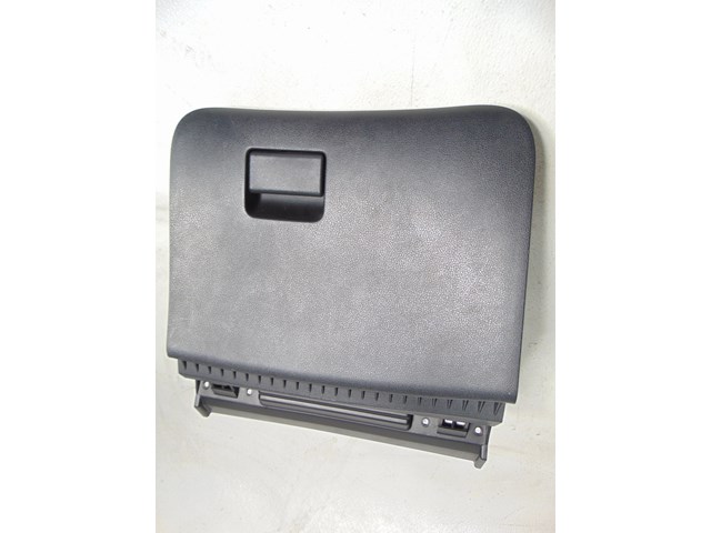 2014 Nissan Juke Nismo RS Glove Box