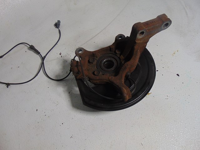 2014 Nissan Juke AWD Front RH Passenger Spindle w/ABS Sensor