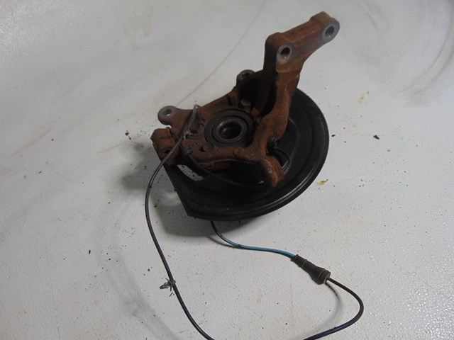 2014 Nissan Juke AWD Front RH Passenger Spindle w/ABS Sensor