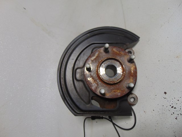 2014 Nissan Juke AWD Front RH Passenger Spindle w/ABS Sensor