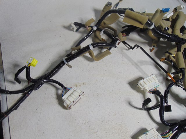 2014 Nissan Juke Nismo RS Dash Wire Harness 24010 3YW0A