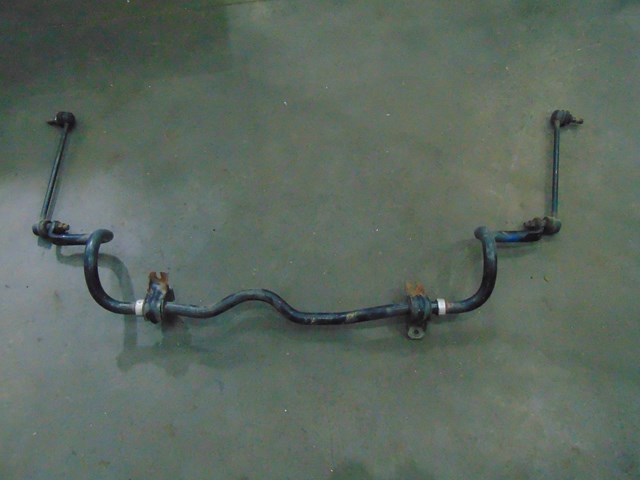 2014 Nissan Juke AWD Rear Sway Bar with Links & Mounts