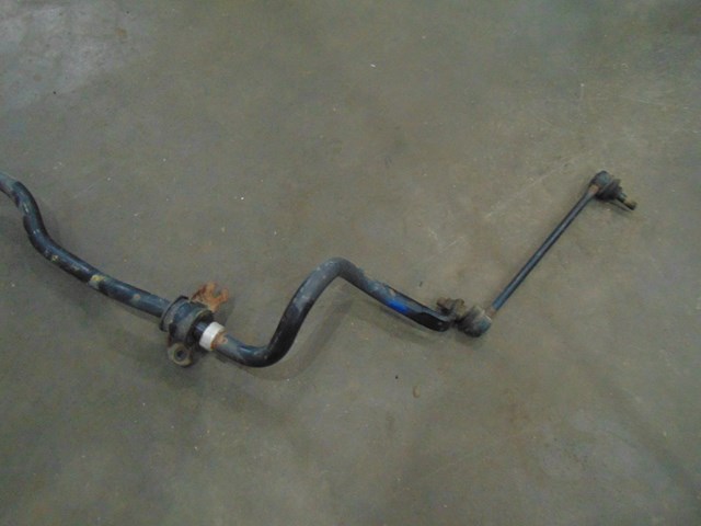 2014 Nissan Juke AWD Rear Sway Bar with Links & Mounts