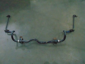 2014 Nissan Juke AWD Rear Sway Bar with Links & Mounts