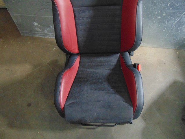 2014 Nissan Juke Nismo RS RECARO Front Seats-READ DESCRIPTION