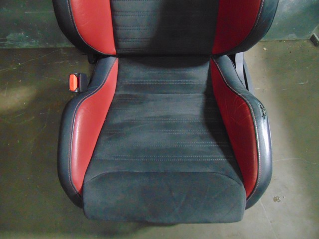 2014 Nissan Juke Nismo RS RECARO Front Seats-READ DESCRIPTION