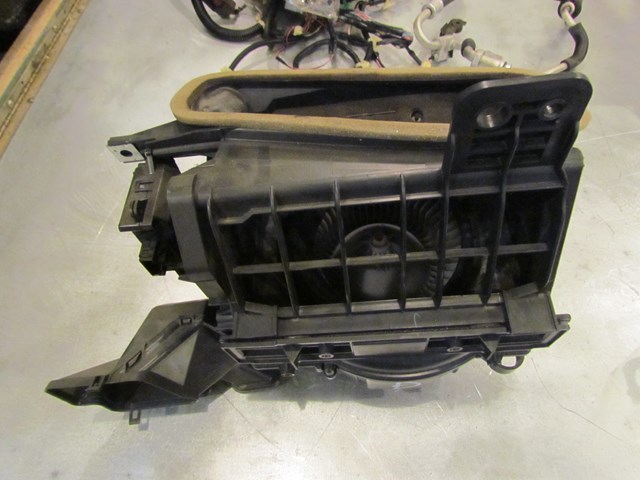 2003 Lexus IS300 Blower Motor Assy 87130-53040