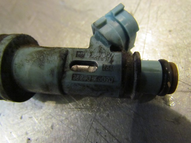 2003 Lexus IS300 Fuel Injectors