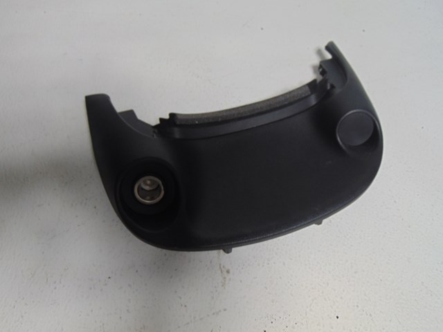 2014 Nissan Juke Nismo RS Center Dash Power & USB Panel 682521KA0A