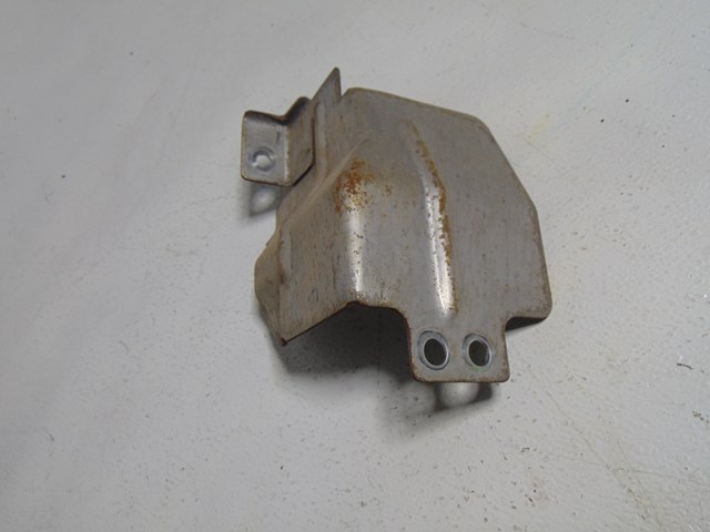 2014 Nissan Juke Front RH Passenger Axle Heat Shield