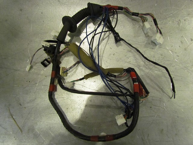 2003 Lexus IS300 Front LH Driver Door Wiring 82152-53101-1