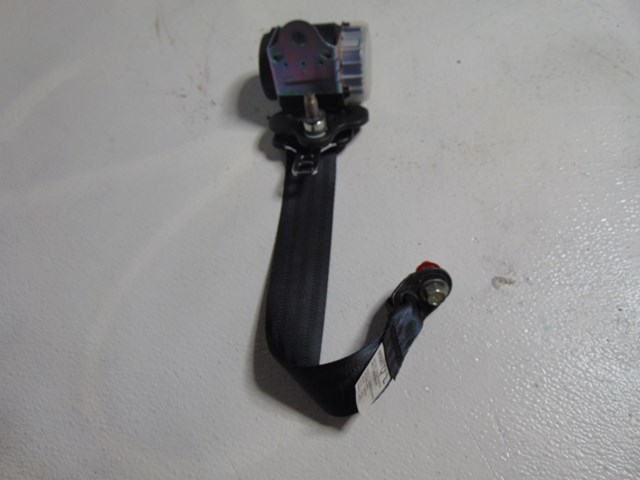2014 Nissan Juke Rear LH Driver Seat Belt