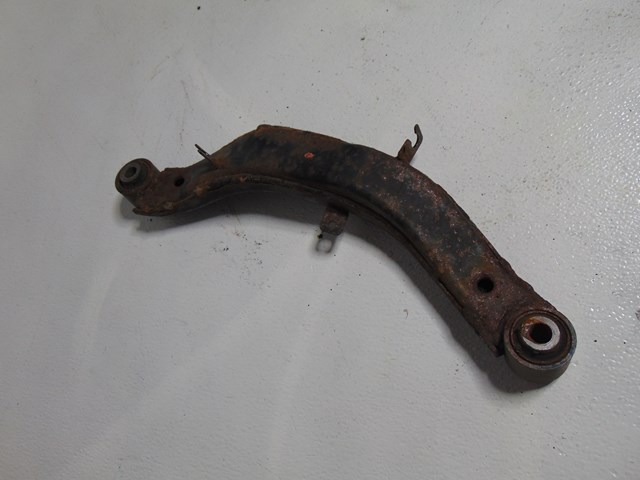2014 Nissan Juke AWD  Rear LH Driver Upper Control Arm