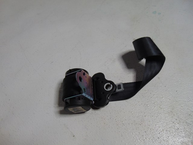 2014 Nissan Juke Rear RH passenger Seat Belt